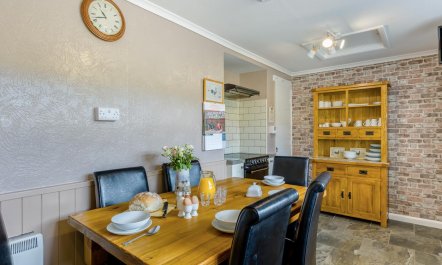 3 Bed in Brecon 6