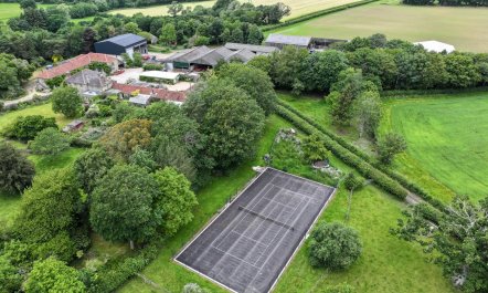 4 Bed in Sherborne 2