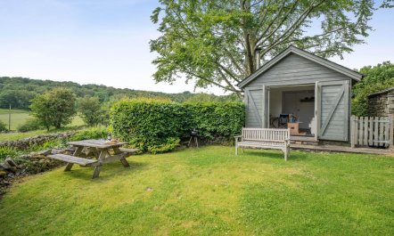 2 Bed in Nr Ulverston 1