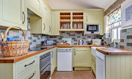 3 Bed in Belford 6