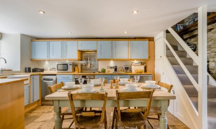 3 Bed in Swanage 2