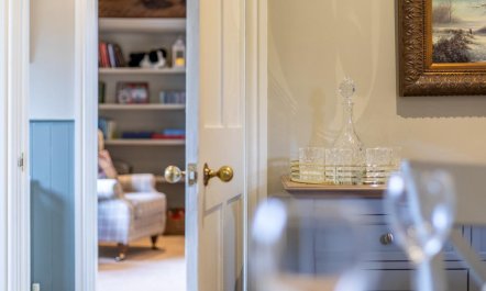 3 Bed in Cheltenham 1