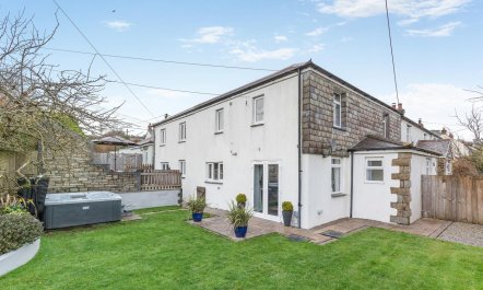 4 Bed in Liskeard