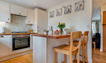 2 Bed in Cheltenham 4