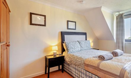 3 Bed in Blakeney 8