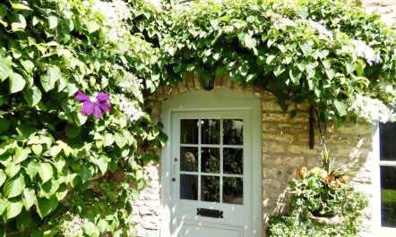 2 Bed in Stroud 1