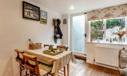 2 Bed in Stroud 6