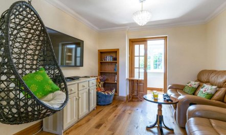 4 Bed in Dorchester 6