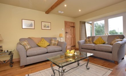 2 Bed in West Linton 1