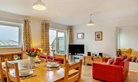 2 Bed in Newquay 2