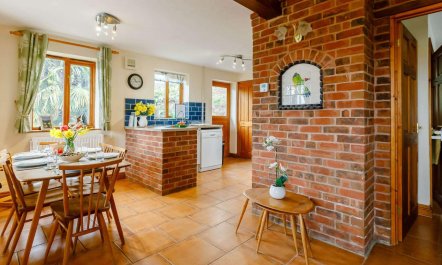 3 Bed in Worcester 6