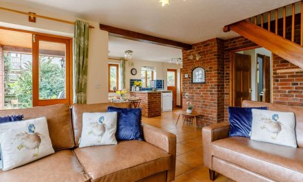 3 Bed in Worcester 3