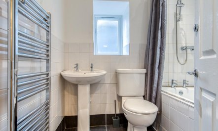 3 Bed in Buxton 7