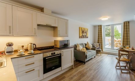 2 Bed in Brockenhurst 3