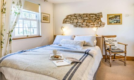 3 Bed in Bridgend 8