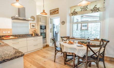 5 Bed in Bonchurch 7