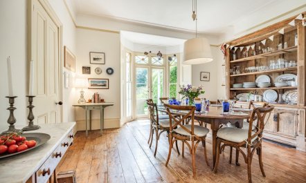5 Bed in Bonchurch 5