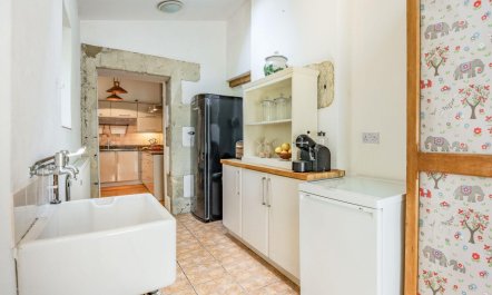 5 Bed in Bonchurch 9