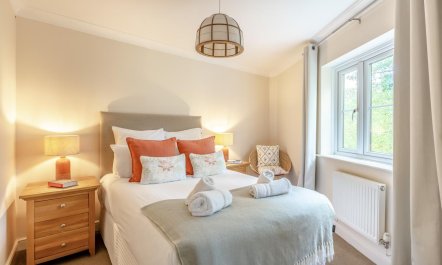 3 Bed in Bampton 3