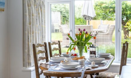3 Bed in Brook 4