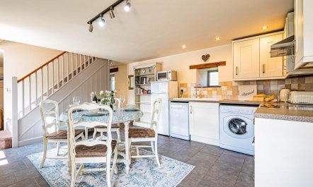 2 Bed in Camelford 6