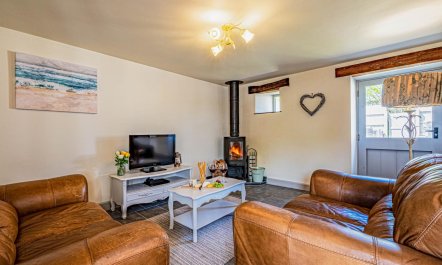 2 Bed in Camelford 2