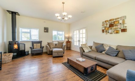 4 Bed in Bideford 1