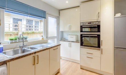 3 Bed in Freshwater 0