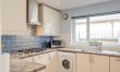 3 Bed in Freshwater 9