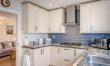 3 Bed in Freshwater 8