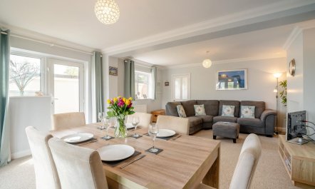 3 Bed in Swanage 8