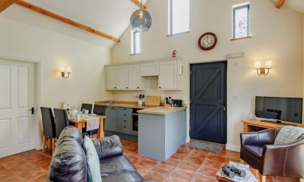 2 Bed in Saffron Walden 4