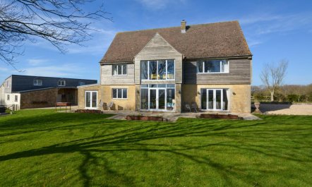 6 Bed in North Tawton 1