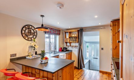 2 Bed in Ilfracombe 6