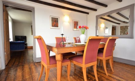 3 Bed in Llandovery 5