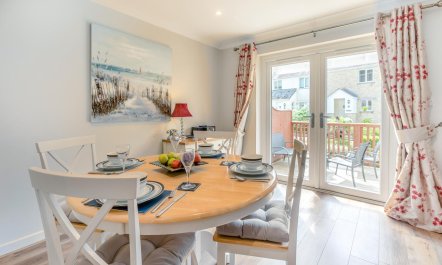 3 Bed in Falmouth 3