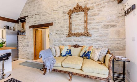 3 Bed in Chippenham 3