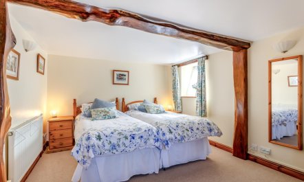 3 Bed in Torrington 9