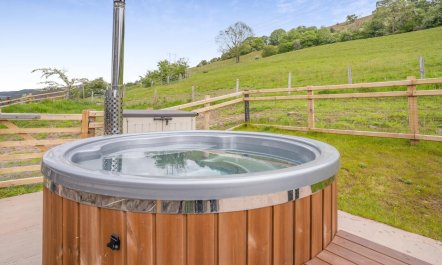 2 Bed in Crickhowell 0