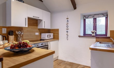 1 Bed in Tintagel 7