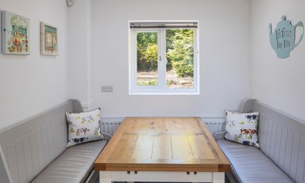 4 Bed in Leathley 8