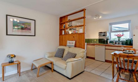 1 Bed in Cardigan 3