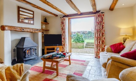 2 Bed in Torrington 6