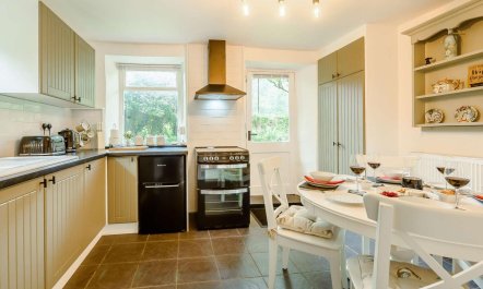 2 Bed in Llandysul 9