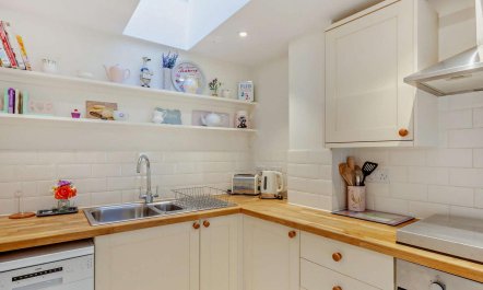 2 Bed in Bradford-on-avon 6