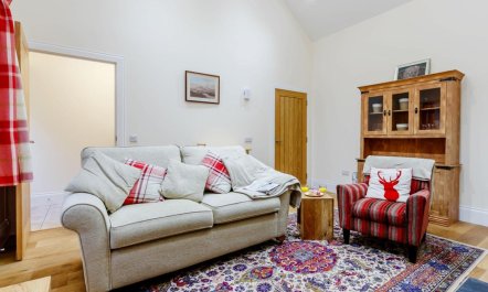 1 Bed in Montrose 2