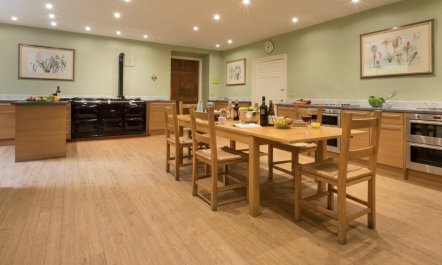 9 Bed in Barnard Castle 7