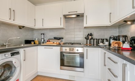 2 Bed in Newquay 3