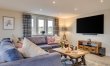 6 Bed in Scammonden 3