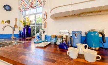3 Bed in Tenby 6